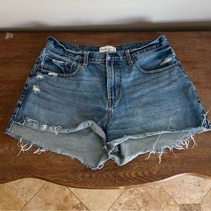 Curve love mid rise boyfriend shorts